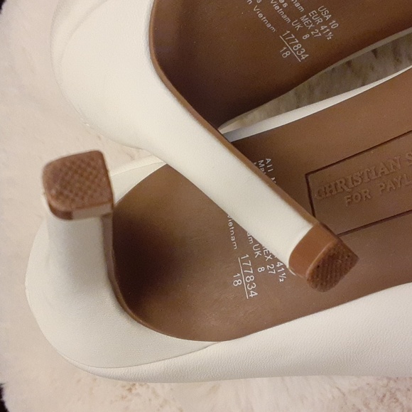 Previously owned Christian Siriano White Shootie Peep-toe Pumps - Picture 5 of 8